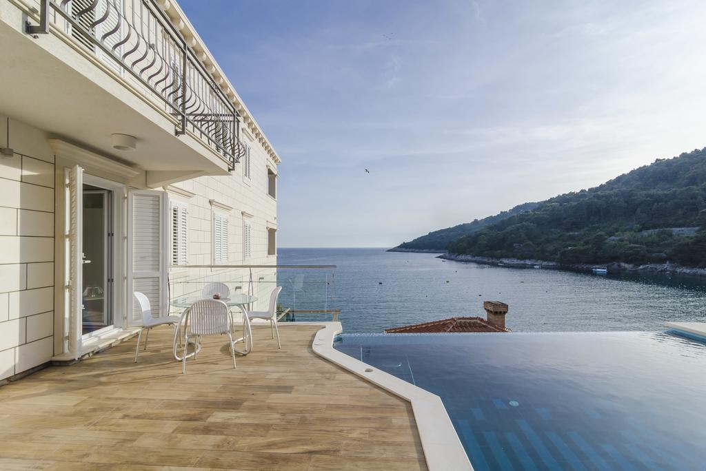 Pine Tree Boutique Apartments Saplunara Εξωτερικό φωτογραφία