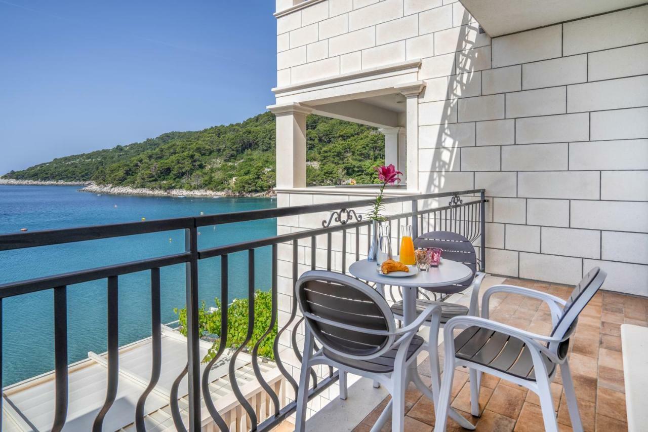 Pine Tree Boutique Apartments Saplunara Εξωτερικό φωτογραφία